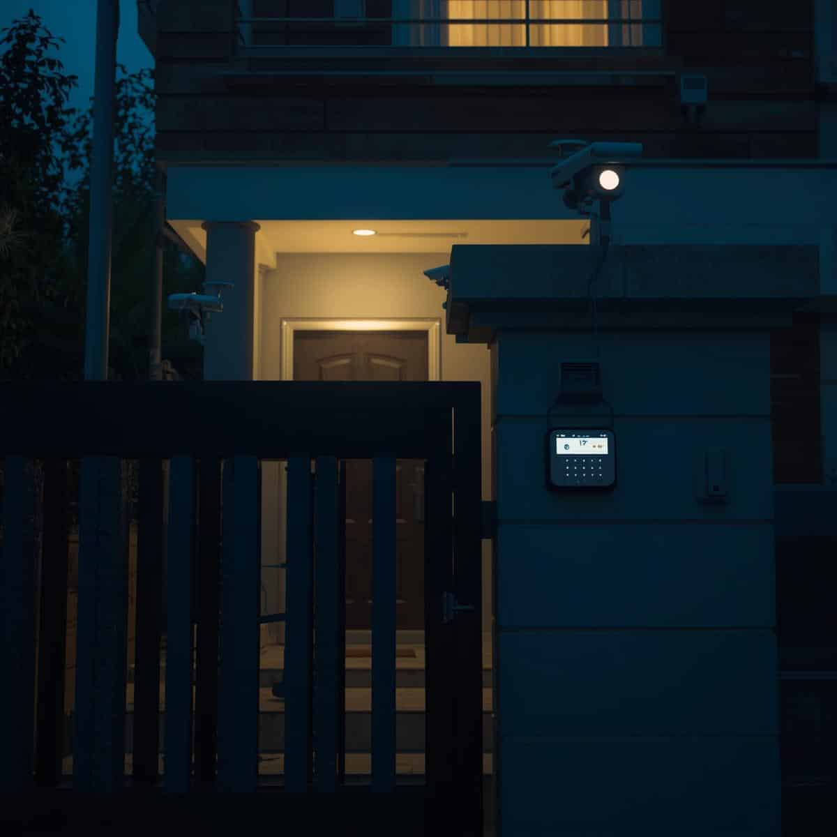 Signs Your Home or Office Needs a Professional Security System